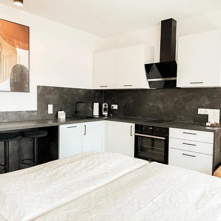 Sonnenseite Mit Balkon In Апартаменты