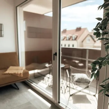 Appartement Sonnenseite Mit Balkon In