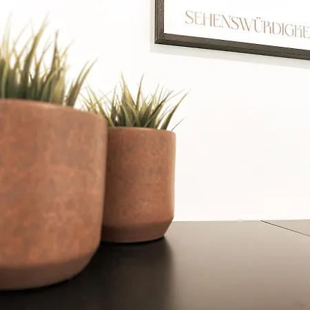 Sonnenseite Mit Balkon In