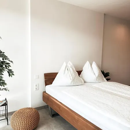 Appartement Sonnenseite Mit Balkon In *