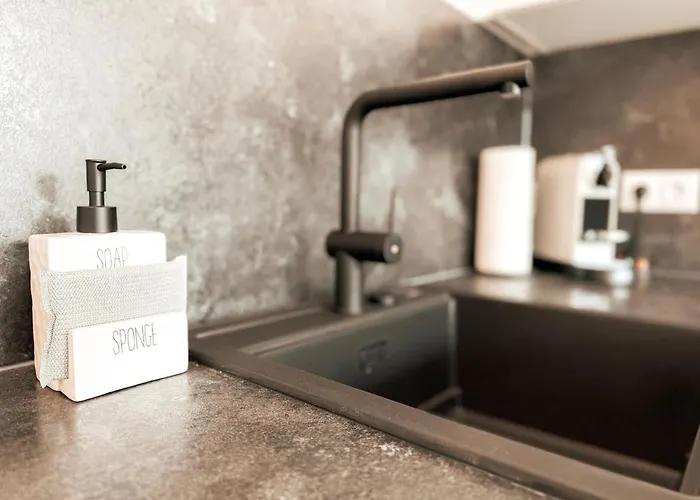 Appartamento Sonnenseite Mit Balkon In