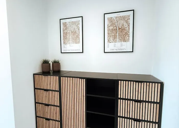 Sonnenseite Mit Balkon In Apartament